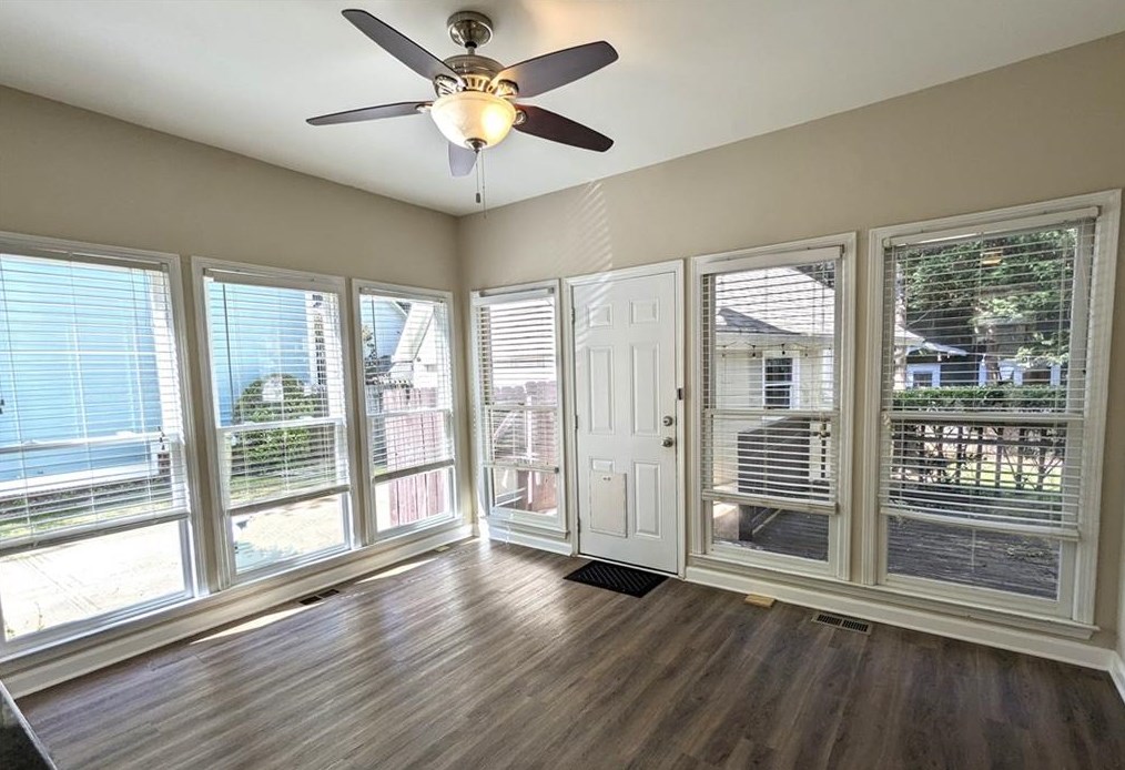 215 Ridley Ln, Decatur GA  30030-2912 exterior