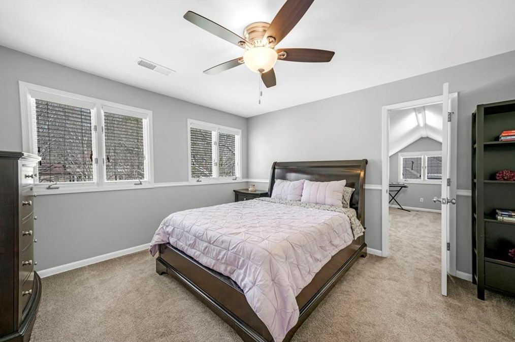 5015 Willow Bluff Dr, Atlanta GA  30350-1035 exterior