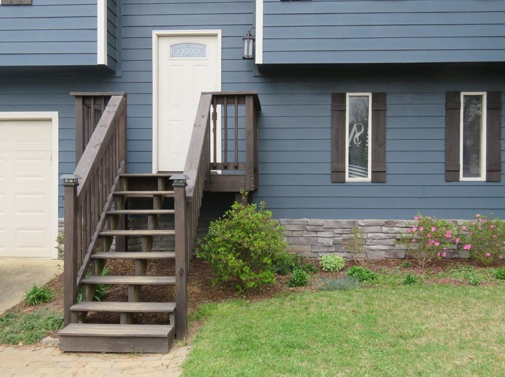3300 James Mark Inlt, Acworth, GA 30101-3969