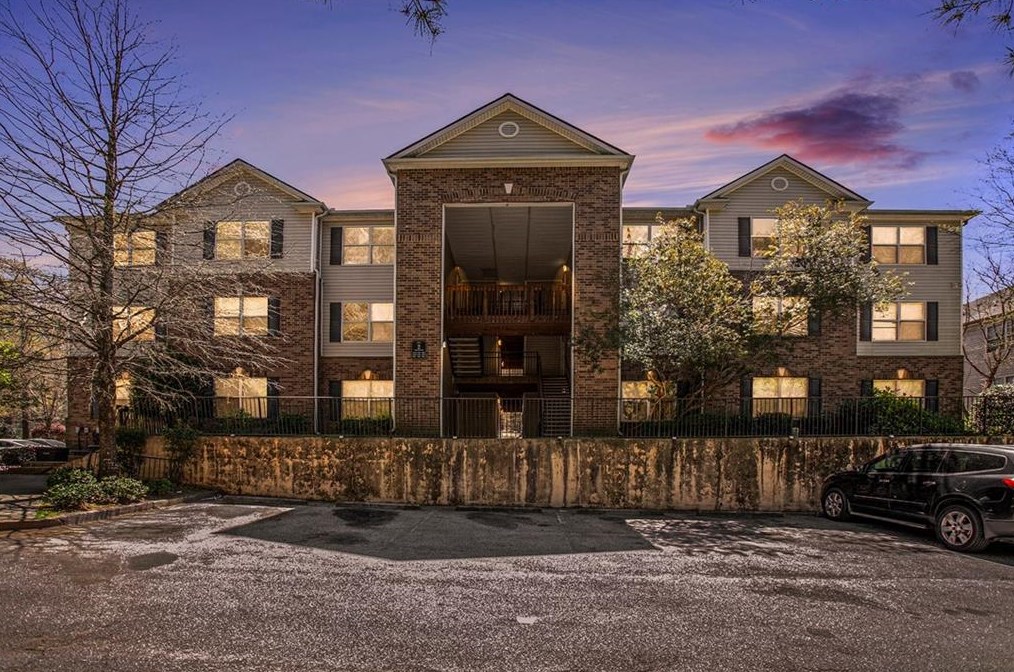 2304 Par 3 Way, Lithonia GA 30038-1805 exterior