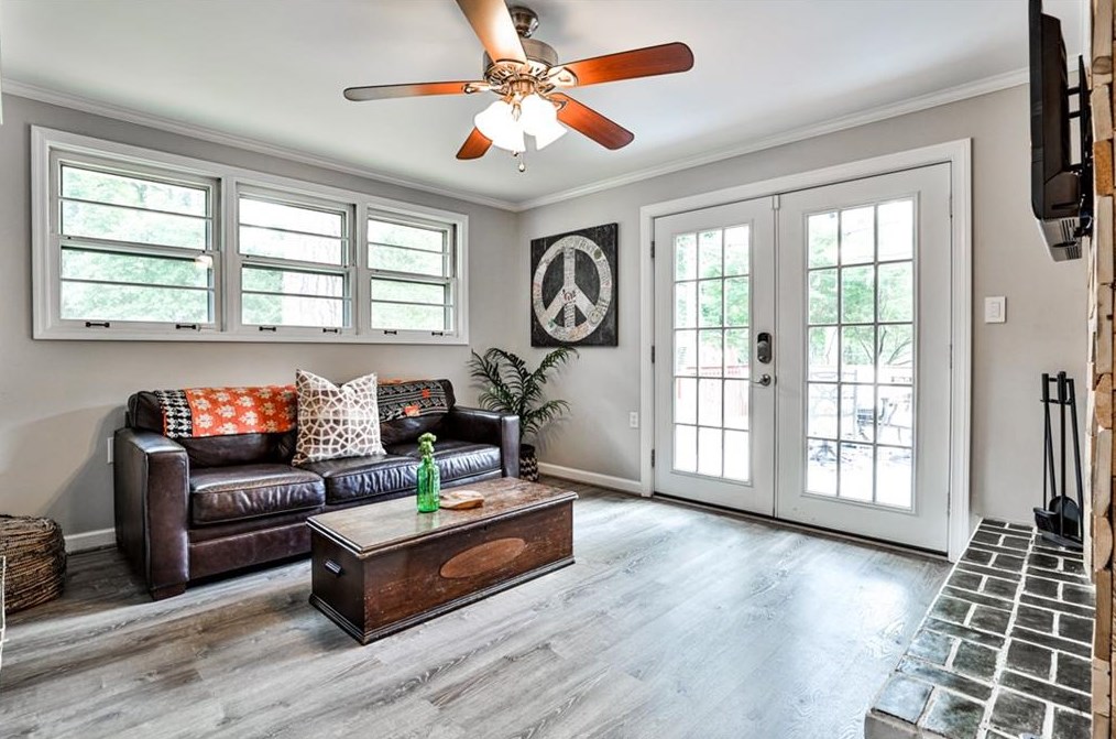 1845 Briarlake Cir, Decatur GA  30033-1126 exterior