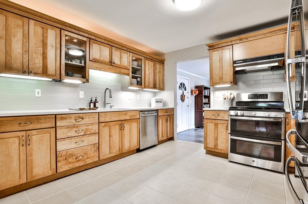 1845 Briarlake Cir, Decatur GA  30033-1126 exterior