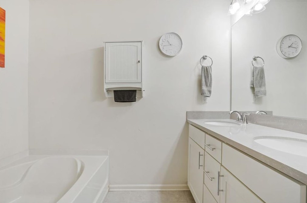 4972 Longview Walk, Decatur GA  30035-4186 exterior