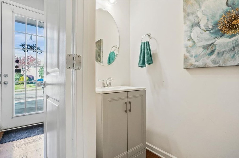 4972 Longview Walk, Decatur GA  30035-4186 exterior