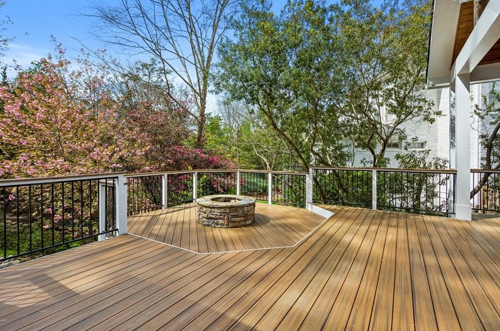 1539 Brookhaven Trce, Atlanta GA  30319-2557 exterior