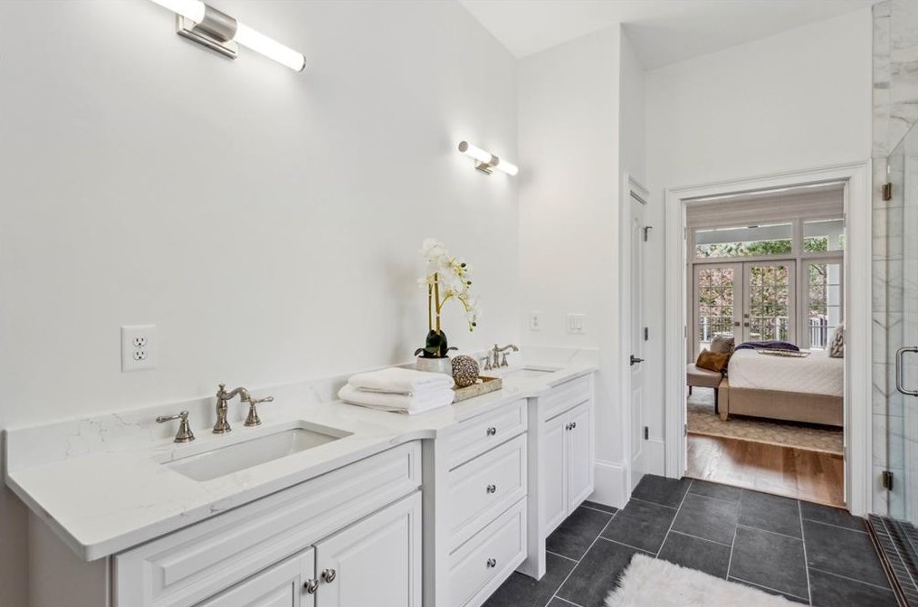 1539 Brookhaven Trce, Atlanta GA  30319-2557 exterior