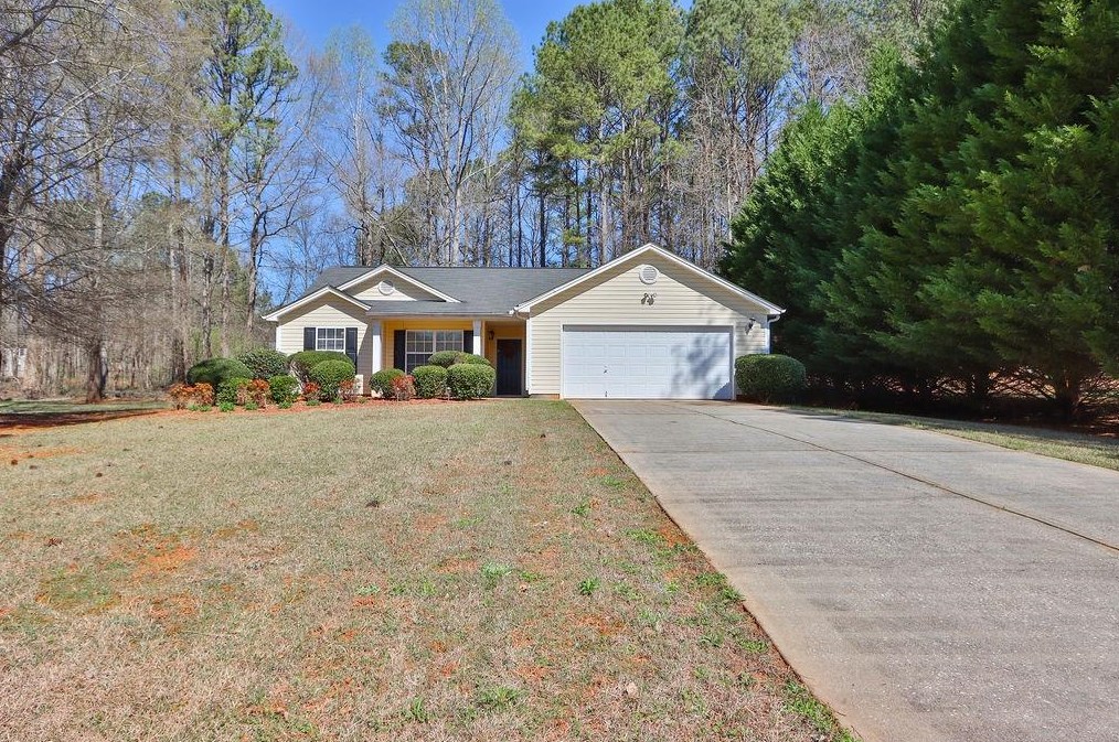 1920 Natalie Dr, Bethlehem, GA 30620-2570