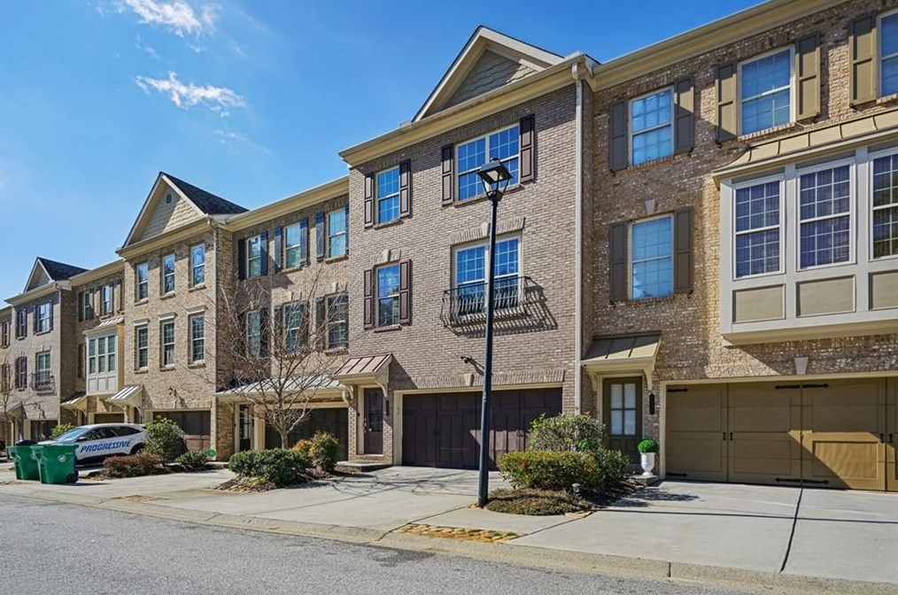 1824 Morning Star Ln, Tucker GA  30084-7146 exterior