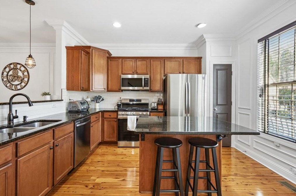 1824 Morning Star Ln, Tucker GA  30084-7146 exterior