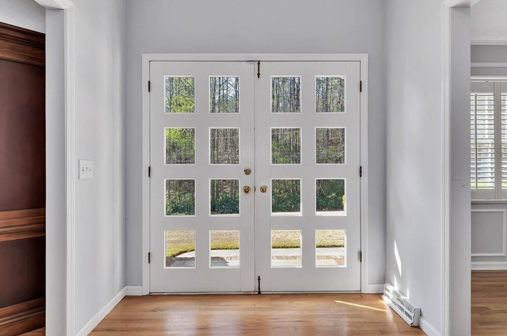 1301 Old Shoal Creek Trl, Holly Springs, GA 30114-2142