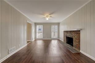 3935 Woodyhill Dr - Photo 6