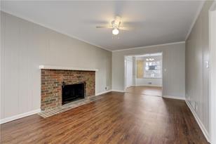 3935 Woodyhill Dr - Photo 8