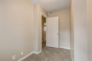 3935 Woodyhill Dr - Photo 32