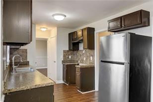 3935 Woodyhill Dr - Photo 12