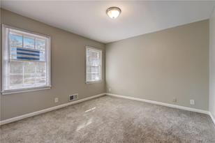 3935 Woodyhill Dr - Photo 24