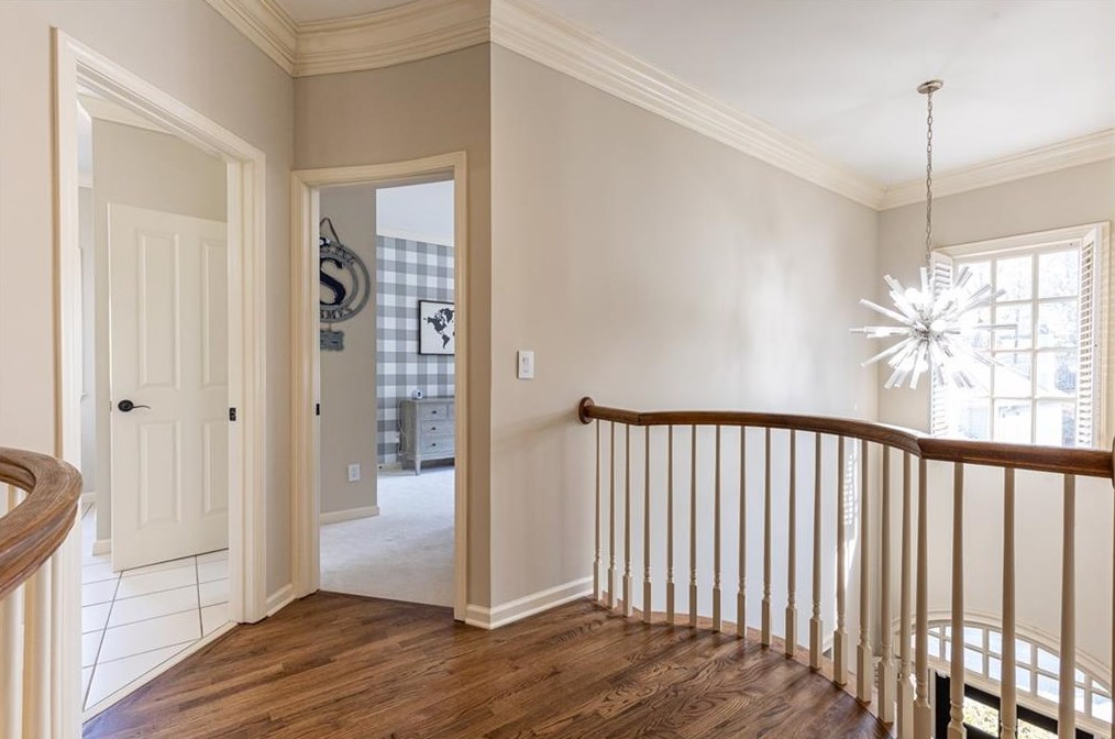 3188 Windsor Lake Dr, Atlanta GA  30319-2372 exterior