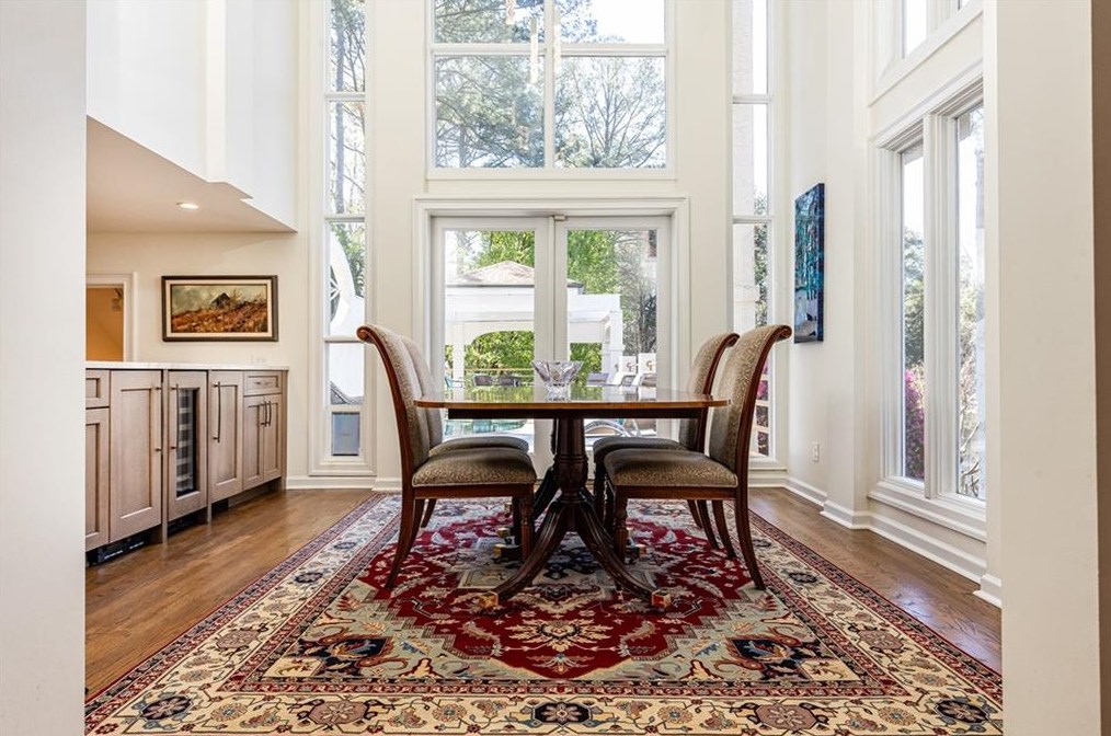 4000 Orch Lk Ct, Atlanta GA  30339-4633 exterior