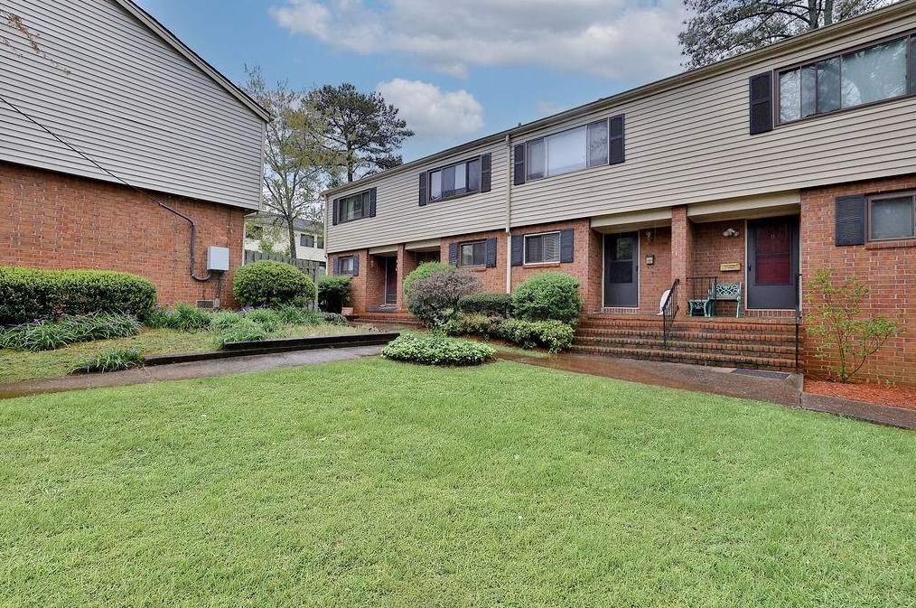 3328 Northcrest Rd, Atlanta GA  30340-4012 exterior