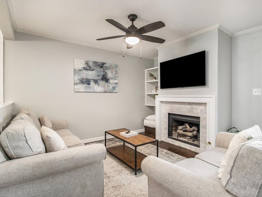 1196 Weatherstone Dr, Atlanta GA  30324-4643 exterior