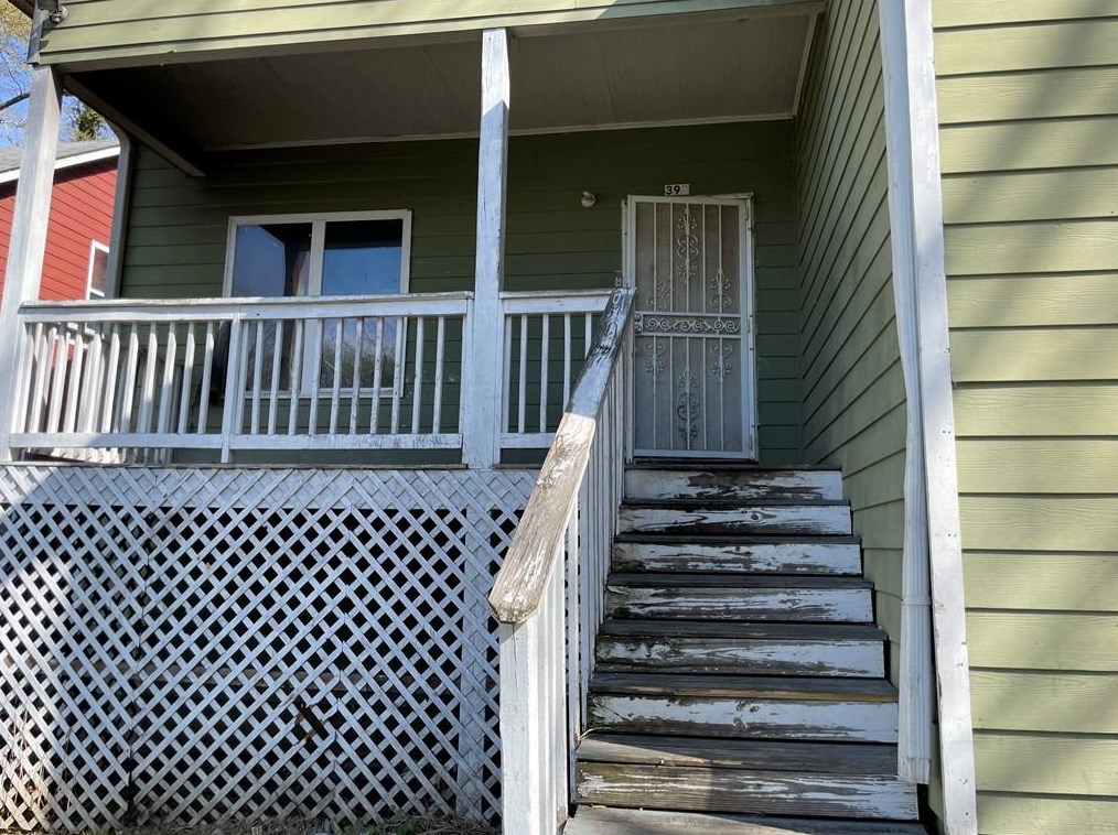397 Yonkers Ave, Atlanta GA  30314-1116 exterior