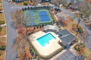 8990 Etching Overlook, Duluth GA  30097-6425 exterior