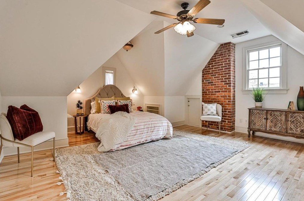 324 Oakland St, Decatur GA  30030-2429 exterior