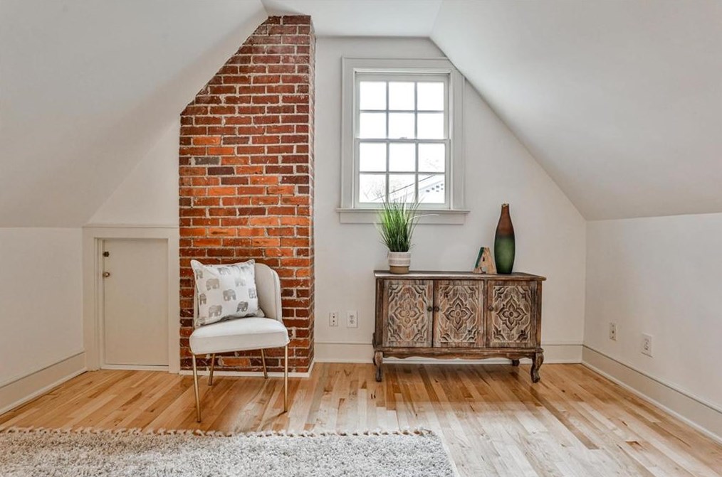 324 Oakland St, Decatur GA  30030-2429 exterior