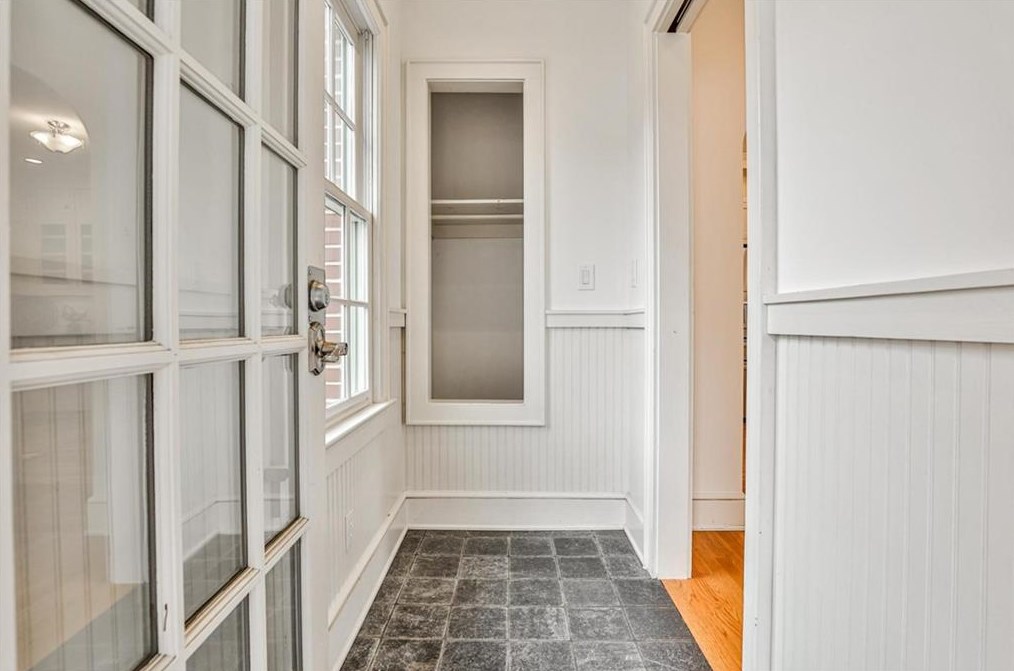 324 Oakland St, Decatur GA  30030-2429 exterior