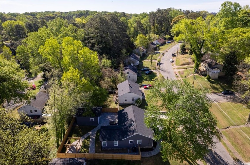 2854 Blount St, Atlanta GA  30344-3751 exterior