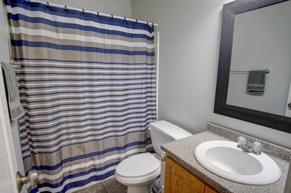 601 Hall Memorial Rd, Calhoun GA  30701-8357 exterior