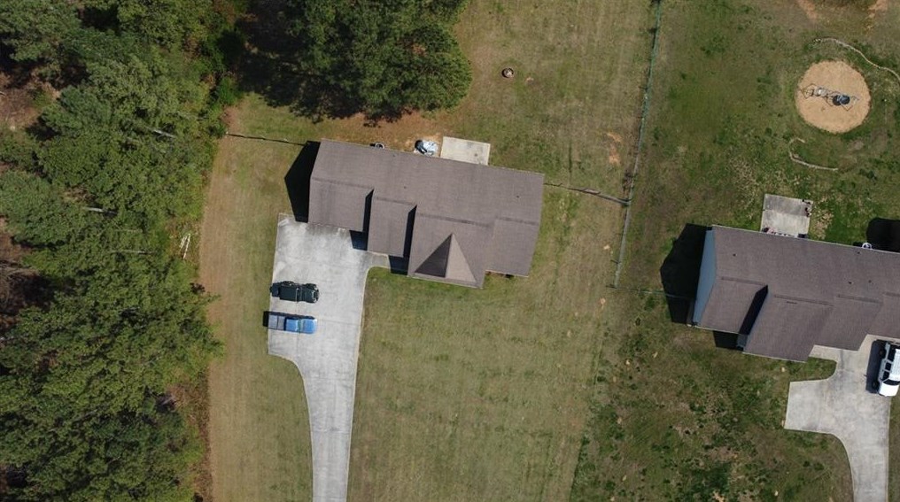 601 Hall Memorial Rd, Calhoun GA  30701-8357 exterior