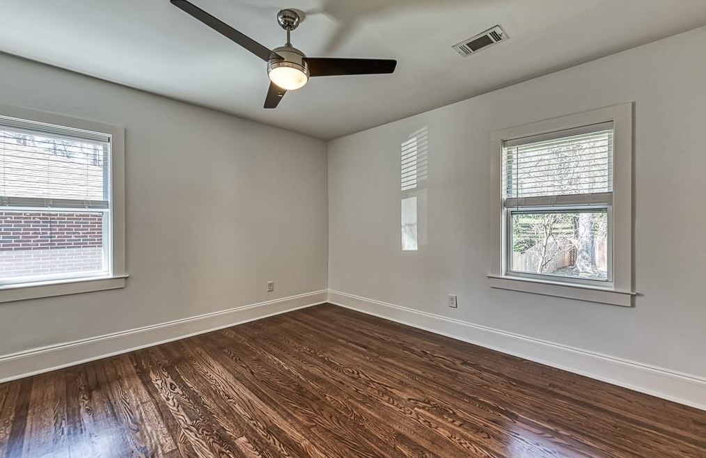 1842 Longdale Dr, Decatur GA  30032-5242 exterior