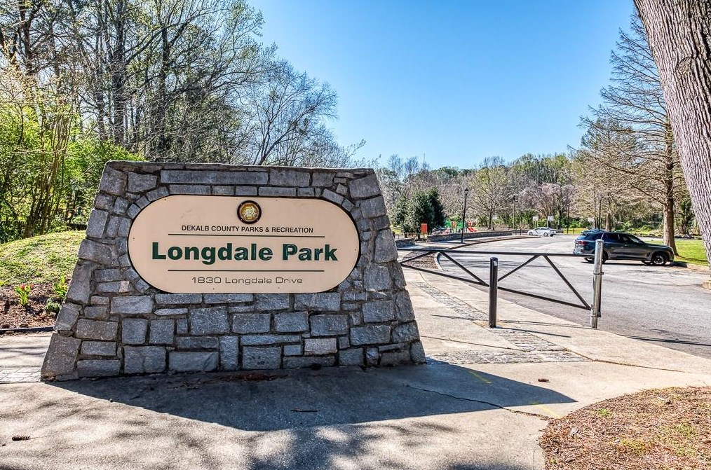 1842 Longdale Dr, Decatur GA  30032-5242 exterior