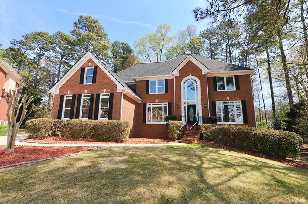 5109 Woodfall Dr, Lilburn, GA 30047-7070