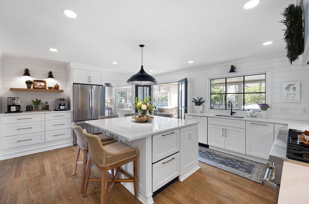 120 Barrow Downs, Alpharetta GA  30004-4013 exterior