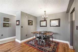 2479 Peachtree Road NE - Photo 16