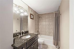 2479 Peachtree Road NE - Photo 14