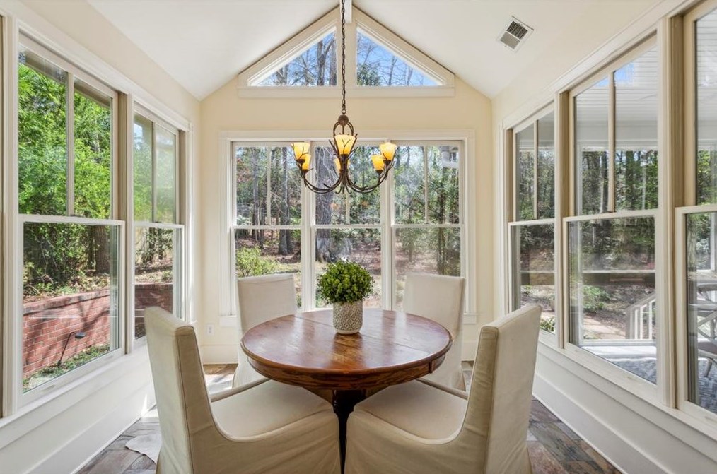 2979 Sequoyah Dr, Atlanta GA 30327-1807 exterior