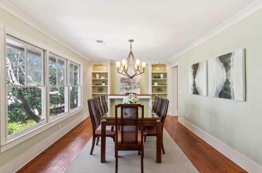 2979 Sequoyah Dr, Atlanta GA 30327-1807 exterior