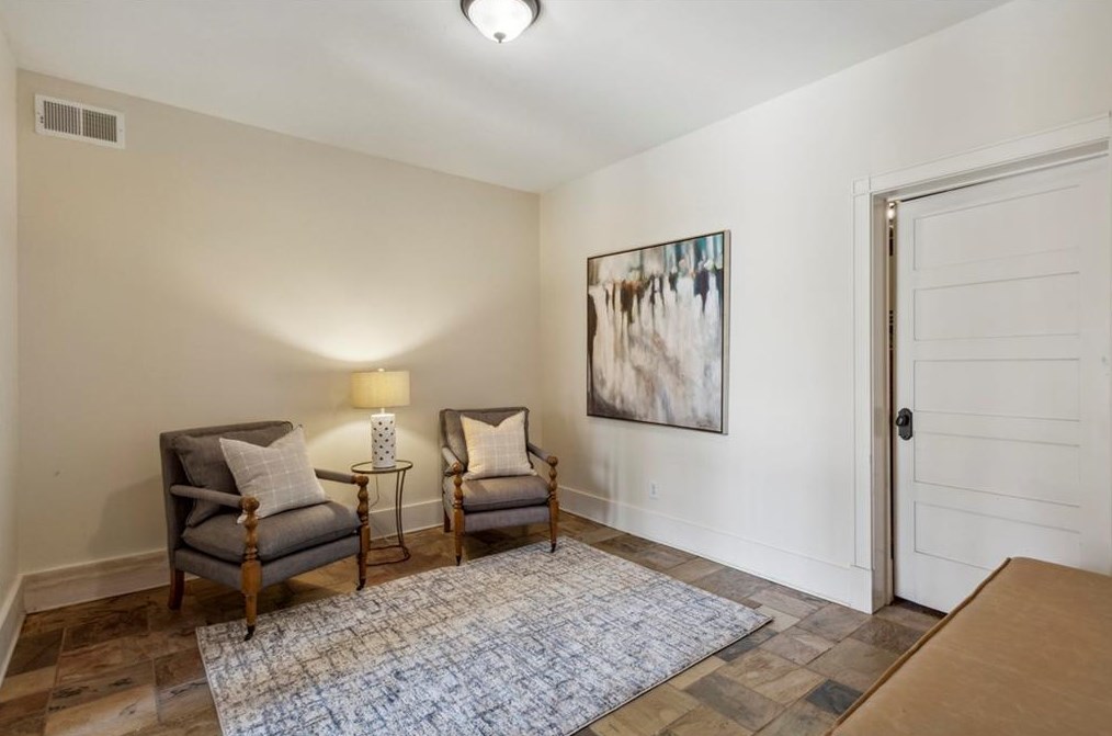 2979 Sequoyah Dr, Atlanta GA 30327-1807 exterior