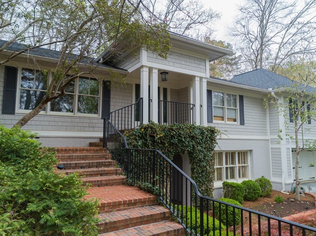 2979 Sequoyah Dr, Atlanta, GA 30327-1807
