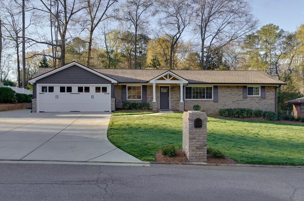 2614 Crockett Dr, Marietta, GA 30067-6704