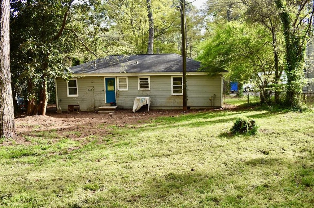 45 Baker Dr, Atlanta GA  30354-2017 exterior