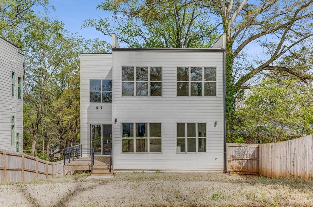 1663 Richard Allen Dr, Decatur GA 30032 exterior