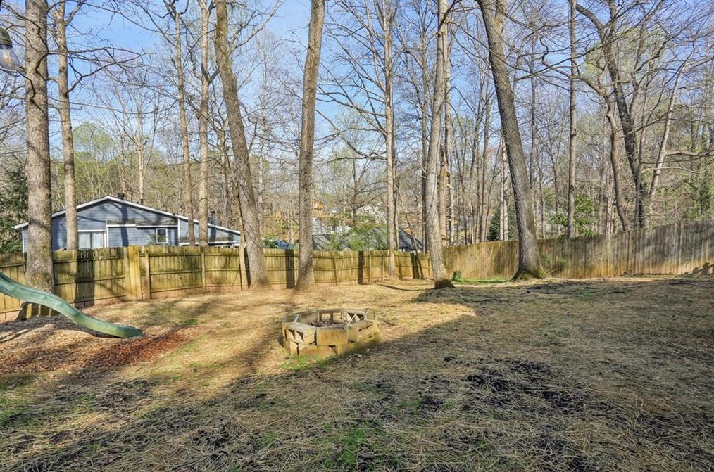 5080 Riv Vly Dr, Smyrna GA  30082-4116 exterior