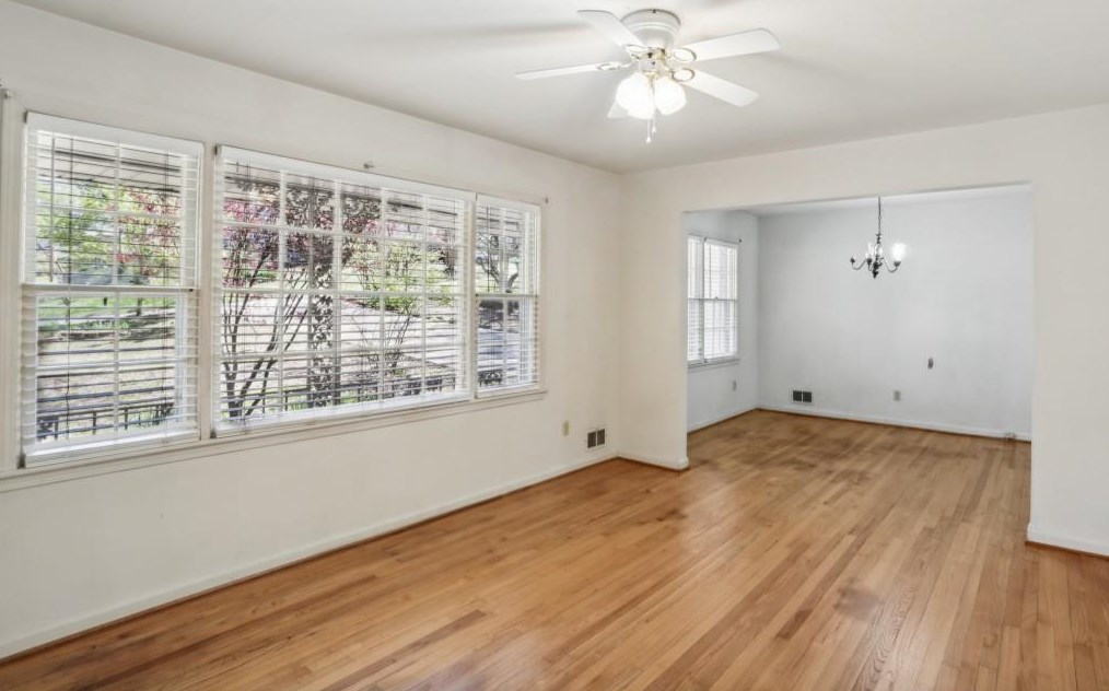 2576 Lucky Valley Dr, Tucker, GA 30084