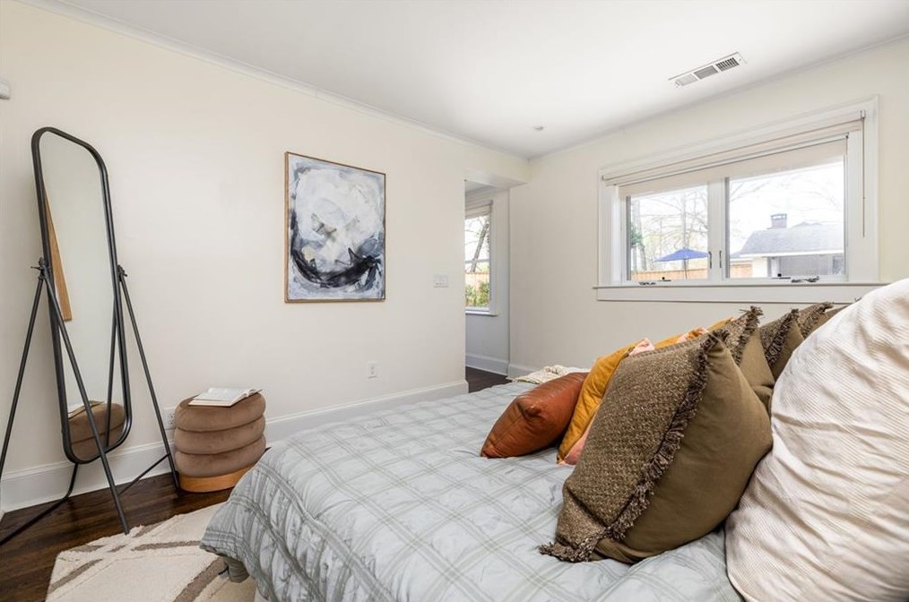 492 Hardendorf Ave, Atlanta GA 30307-1716 exterior