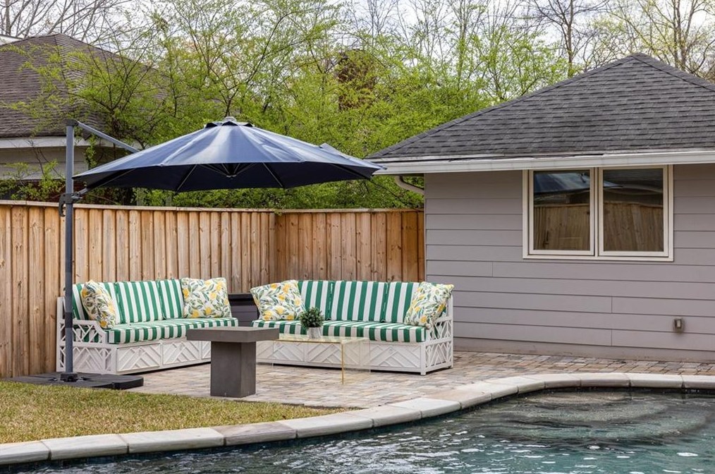 492 Hardendorf Ave, Atlanta GA 30307-1716 exterior