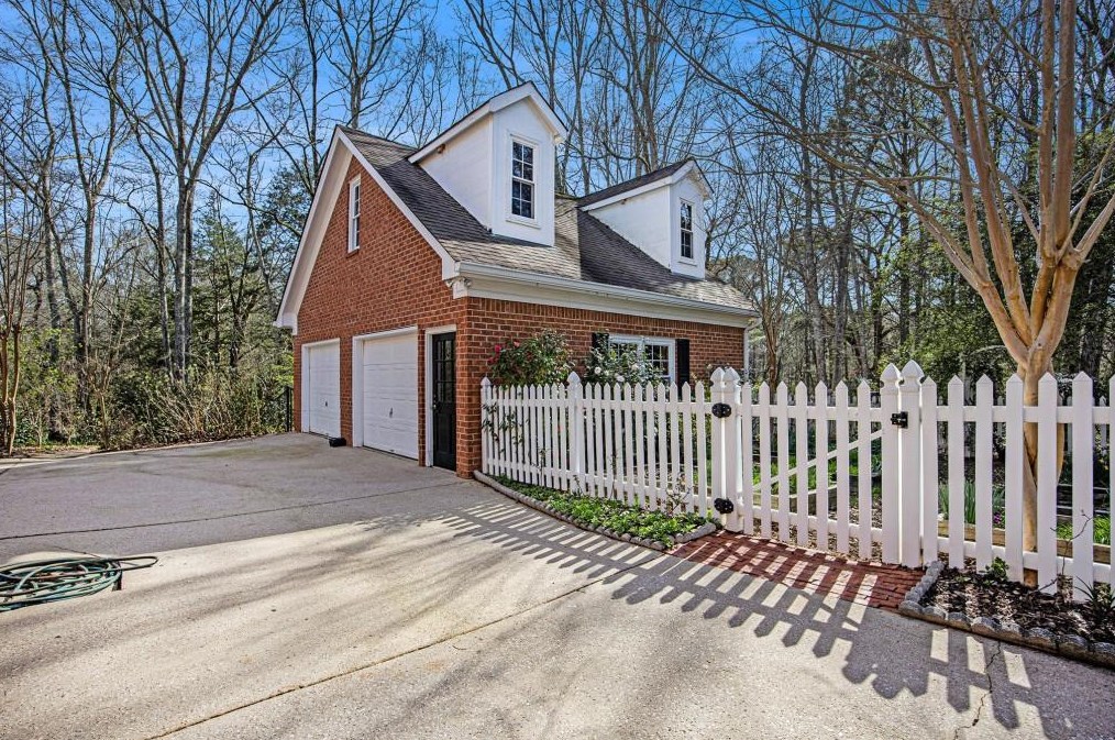1310 Grapevine Trl, Monroe GA  30656-4513 exterior