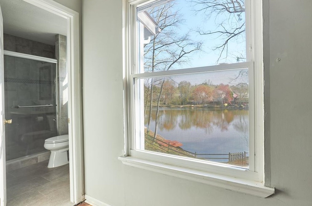 2825 Landington Way, Duluth GA  30096-4209 exterior